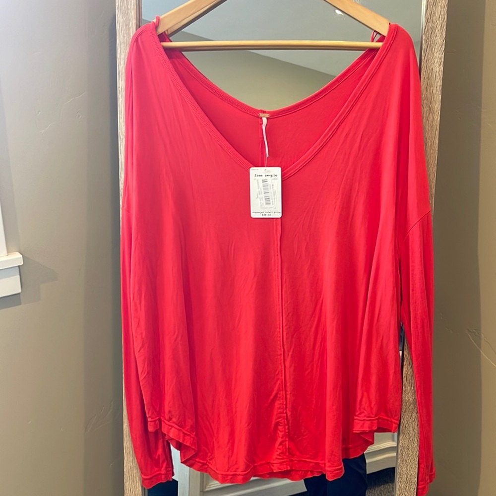 Free people oversized long sleeve Tee